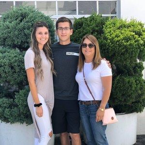 Meet your Posher, Holly